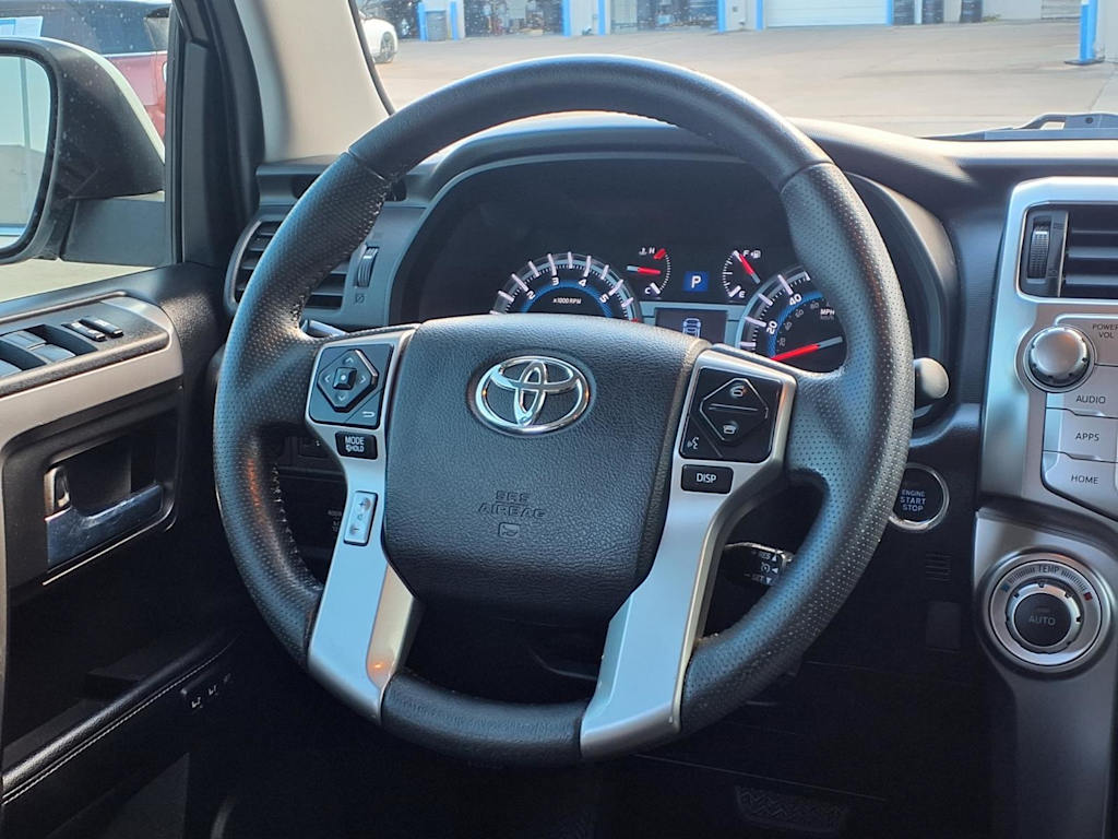Thumbnail: 2017 Toyota 4Runner - 13