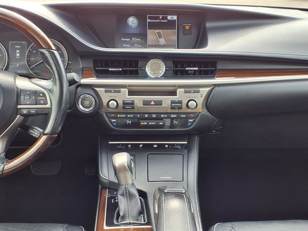 Thumbnail: 2016 Lexus ES - 15