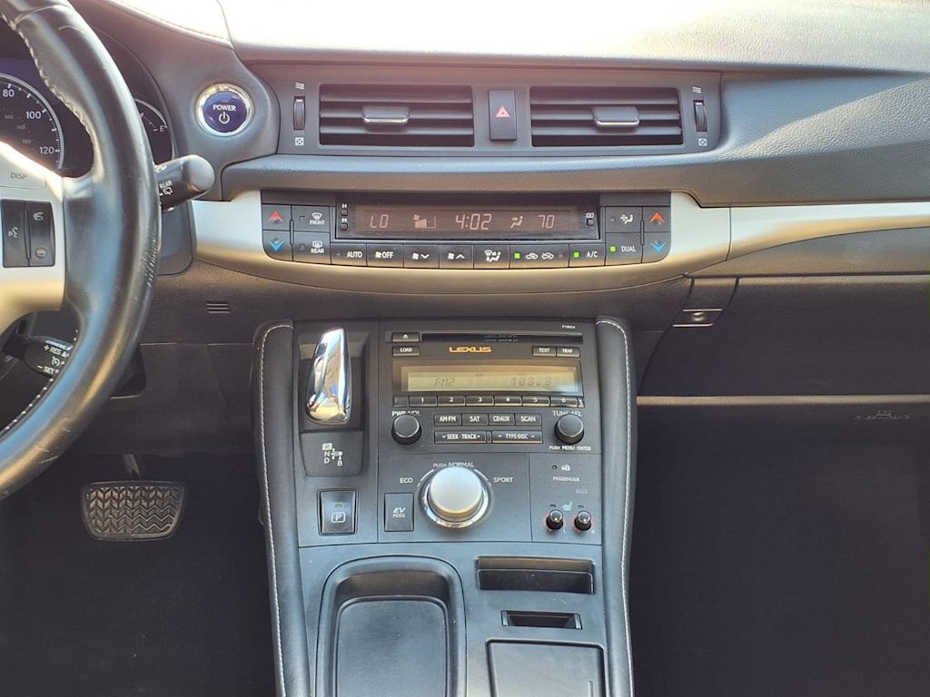 Thumbnail: 2011 Lexus CT - 14