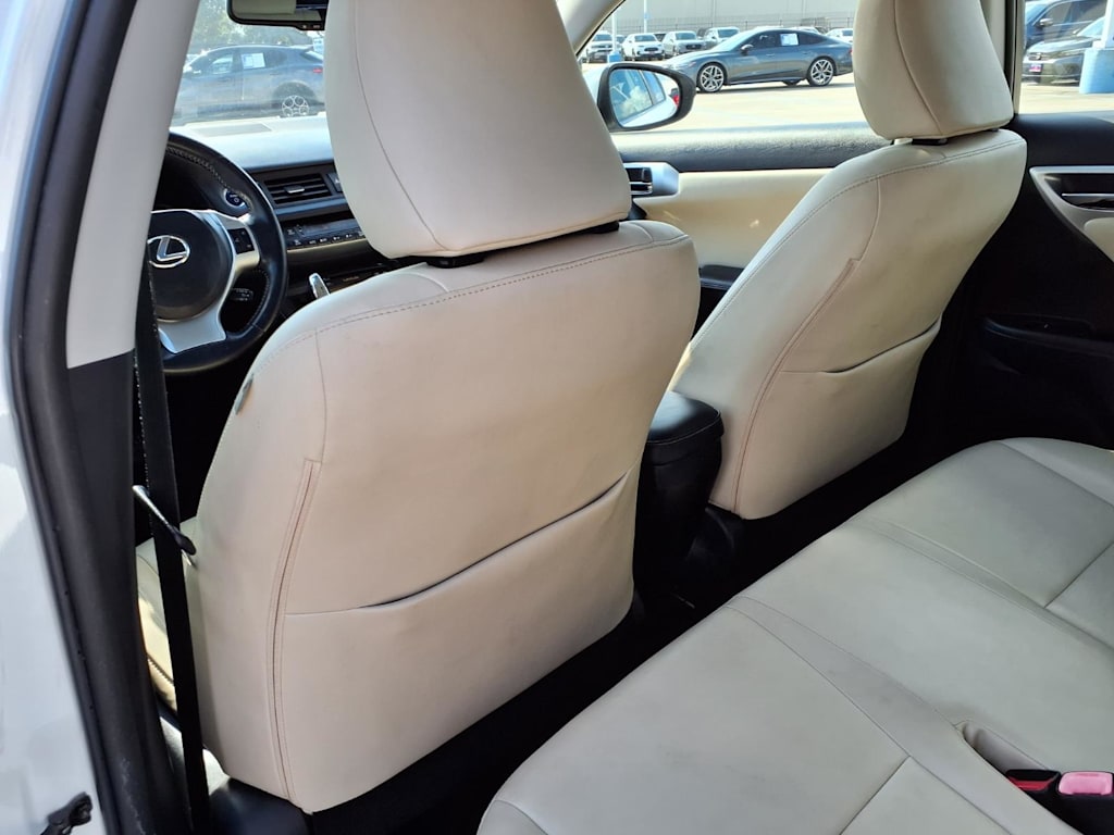 Thumbnail: 2011 Lexus CT - 12