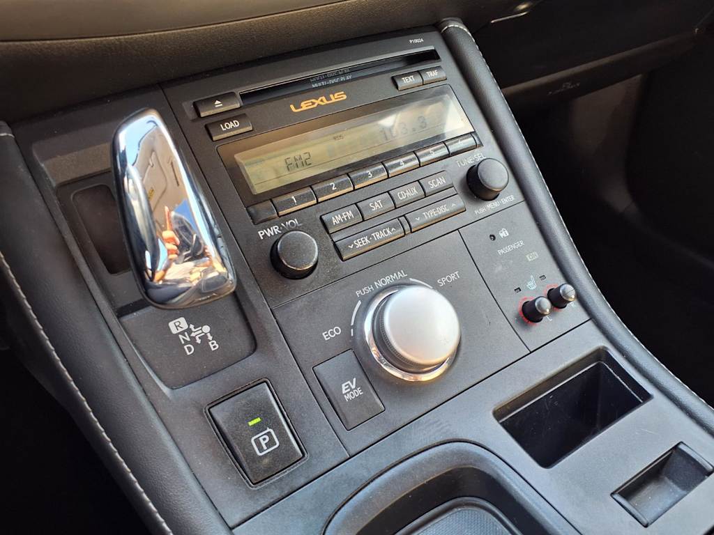 Thumbnail: 2011 Lexus CT - 16