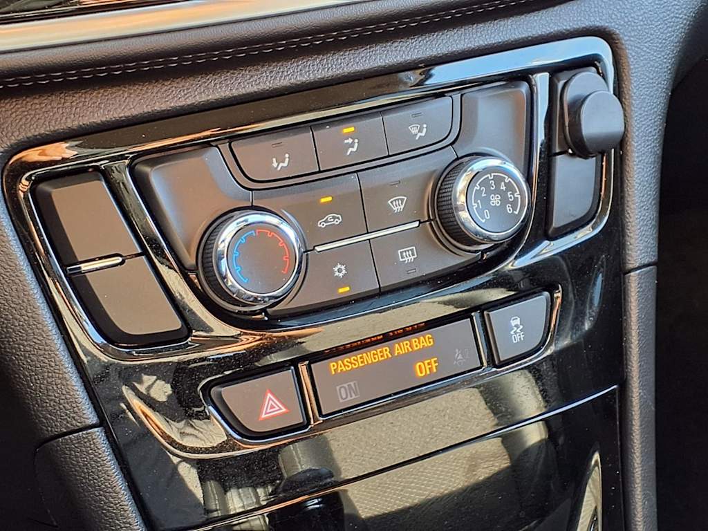 Thumbnail: 2017 Buick Encore - 22