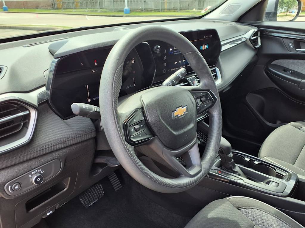 Thumbnail: 2025 Chevrolet TrailBlazer - 2