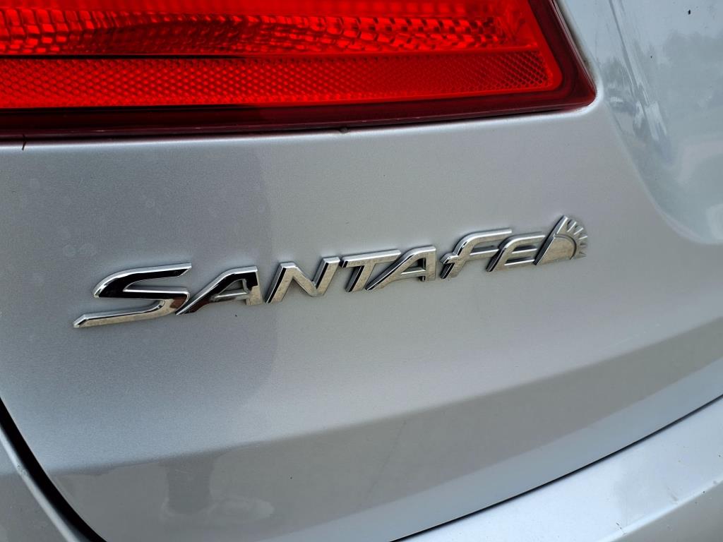 2016 Hyundai Santa Fe SE 7