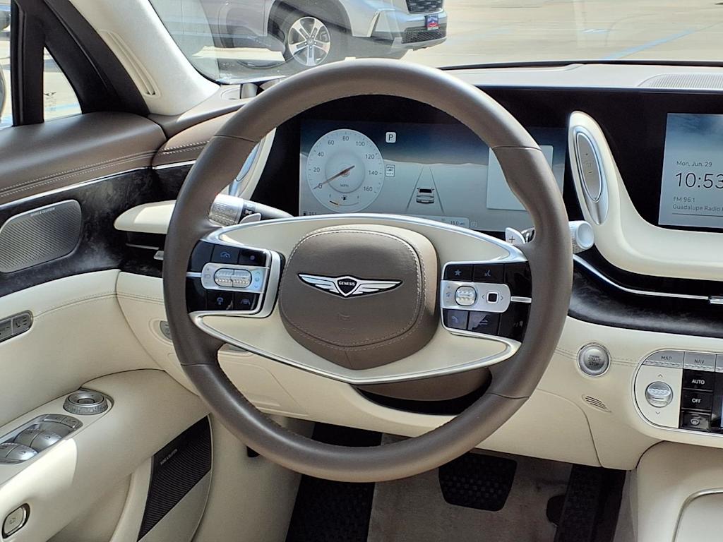 Thumbnail: 2023 Genesis G90 - 10