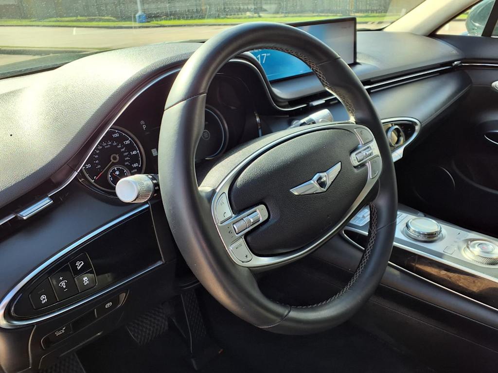 Thumbnail: 2023 Genesis GV70 - 2
