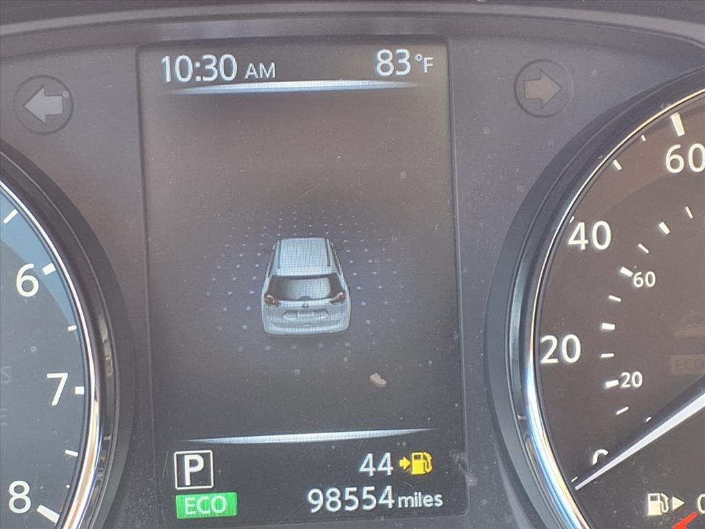 Thumbnail: 2017 Nissan Rogue - 17