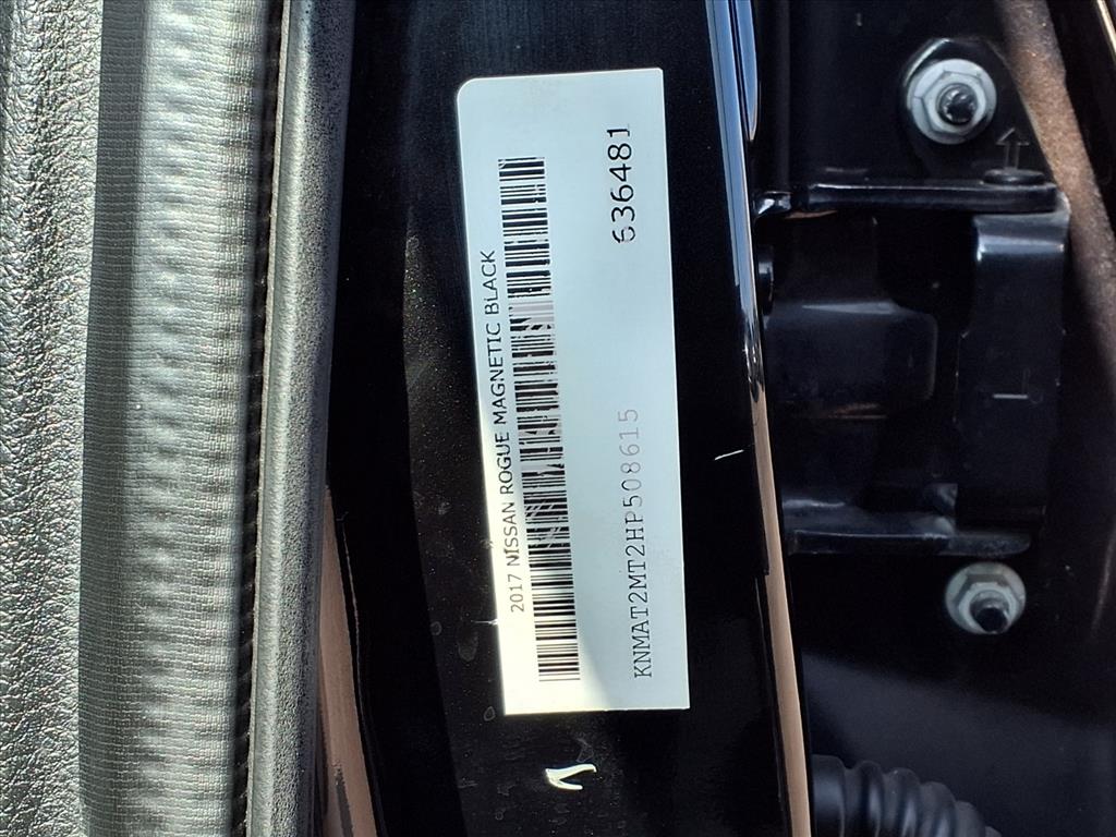 Thumbnail: 2017 Nissan Rogue - 20