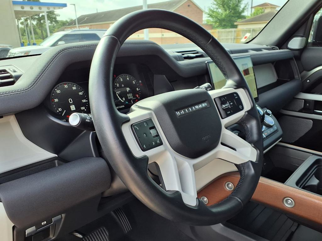 Thumbnail: 2023 Land Rover Defender - 2