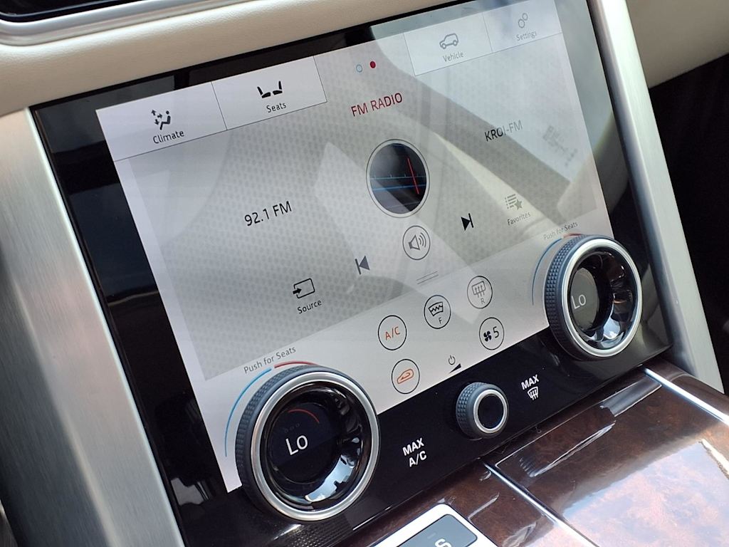 Thumbnail: 2021 Land Rover Range Rover - 22