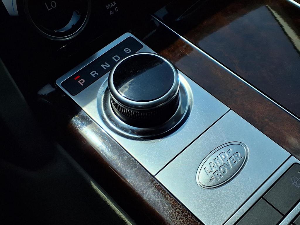 Thumbnail: 2021 Land Rover Range Rover - 15