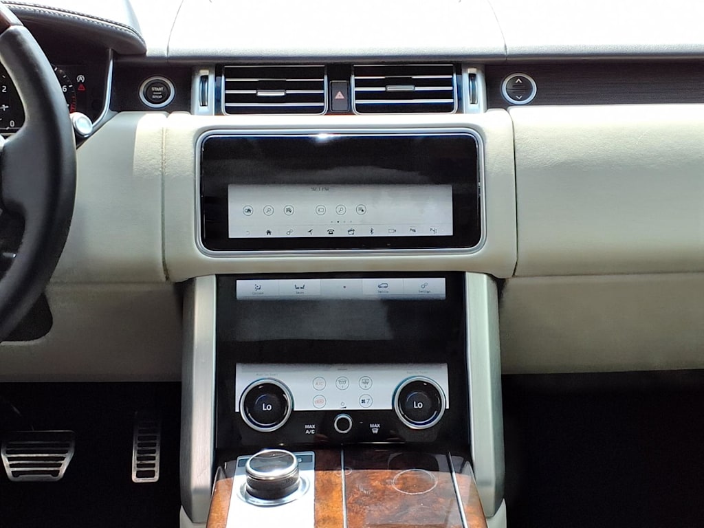 Thumbnail: 2021 Land Rover Range Rover - 14
