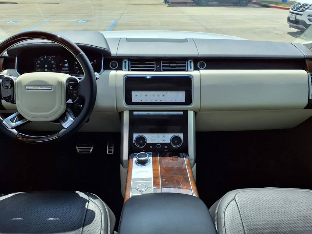 Thumbnail: 2021 Land Rover Range Rover - 9