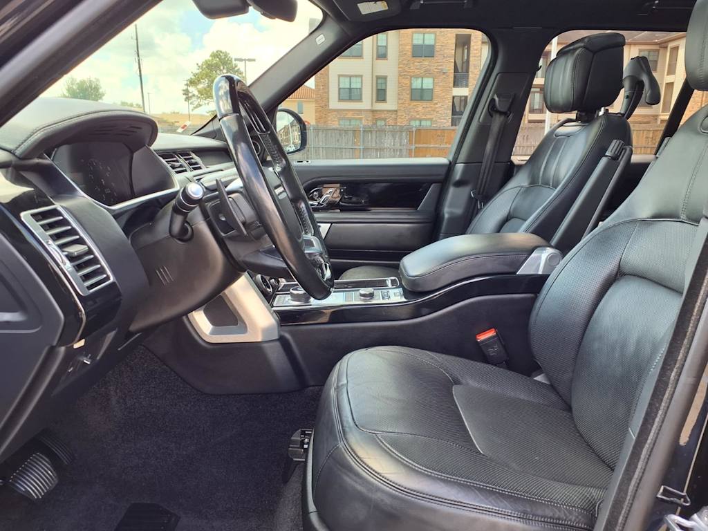 Thumbnail: 2019 Land Rover Range Rover - 9