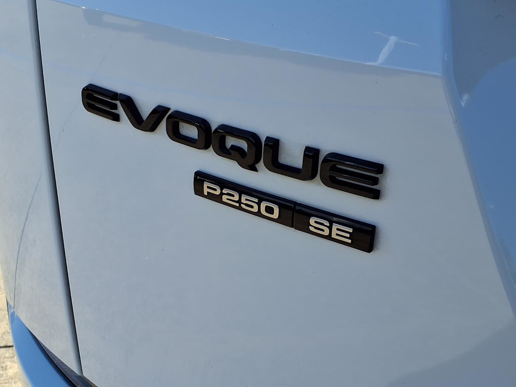 Thumbnail: 2020 Land Rover Range Rover Evoque - 7