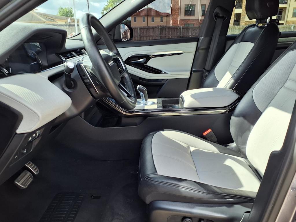 Thumbnail: 2023 Land Rover Range Rover Evoque - 11