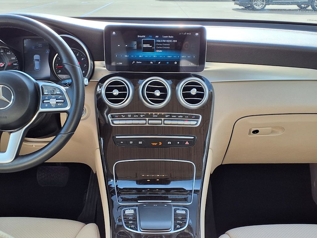 Thumbnail: 2022 Mercedes-Benz GLC - 13