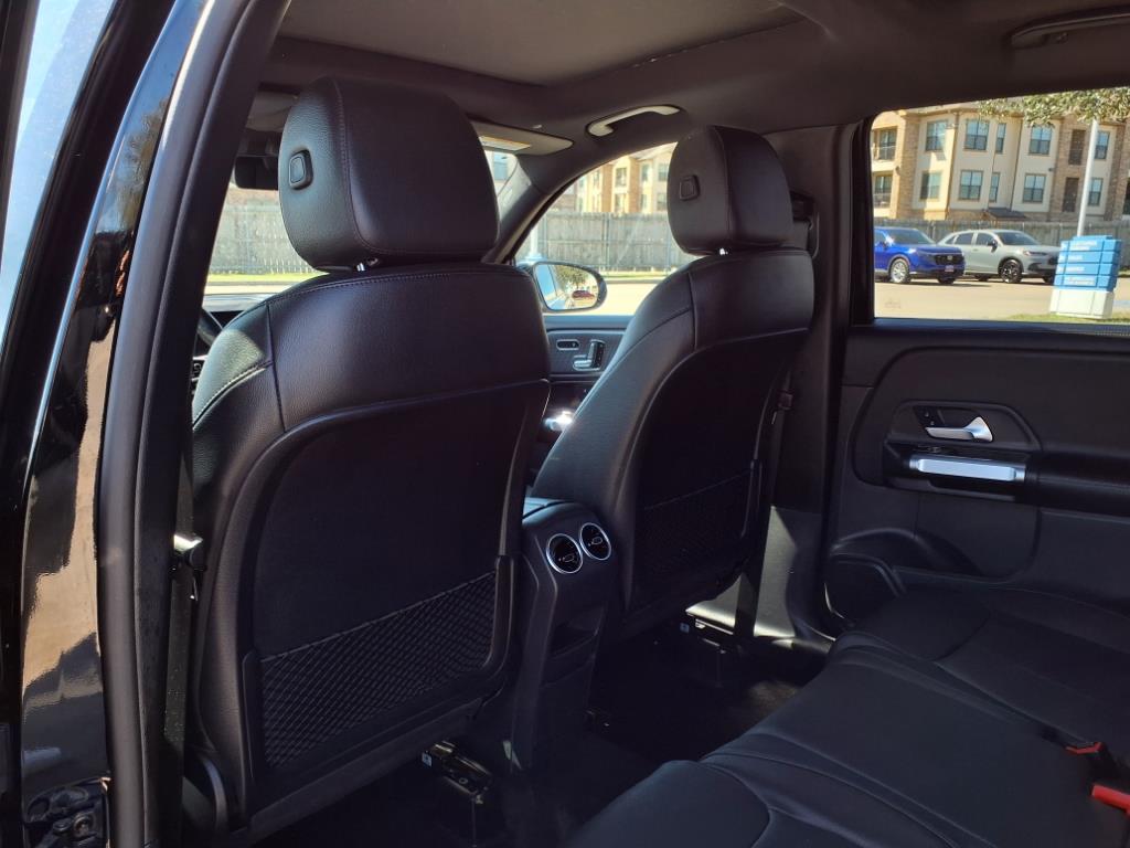 2022 Mercedes-Benz GLB 250 13