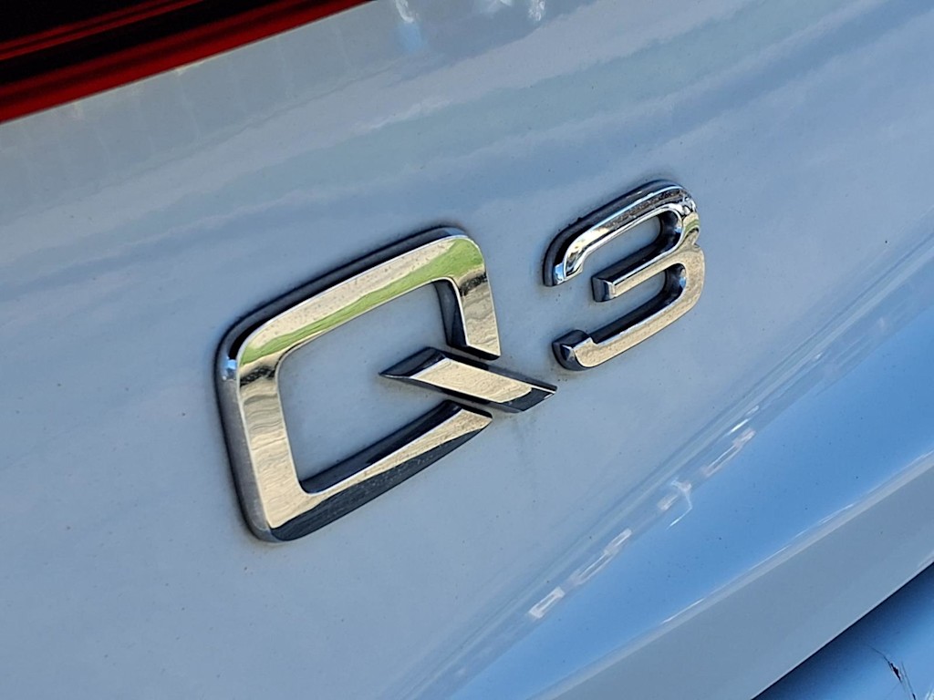 Thumbnail: 2017 Audi Q3 - 7
