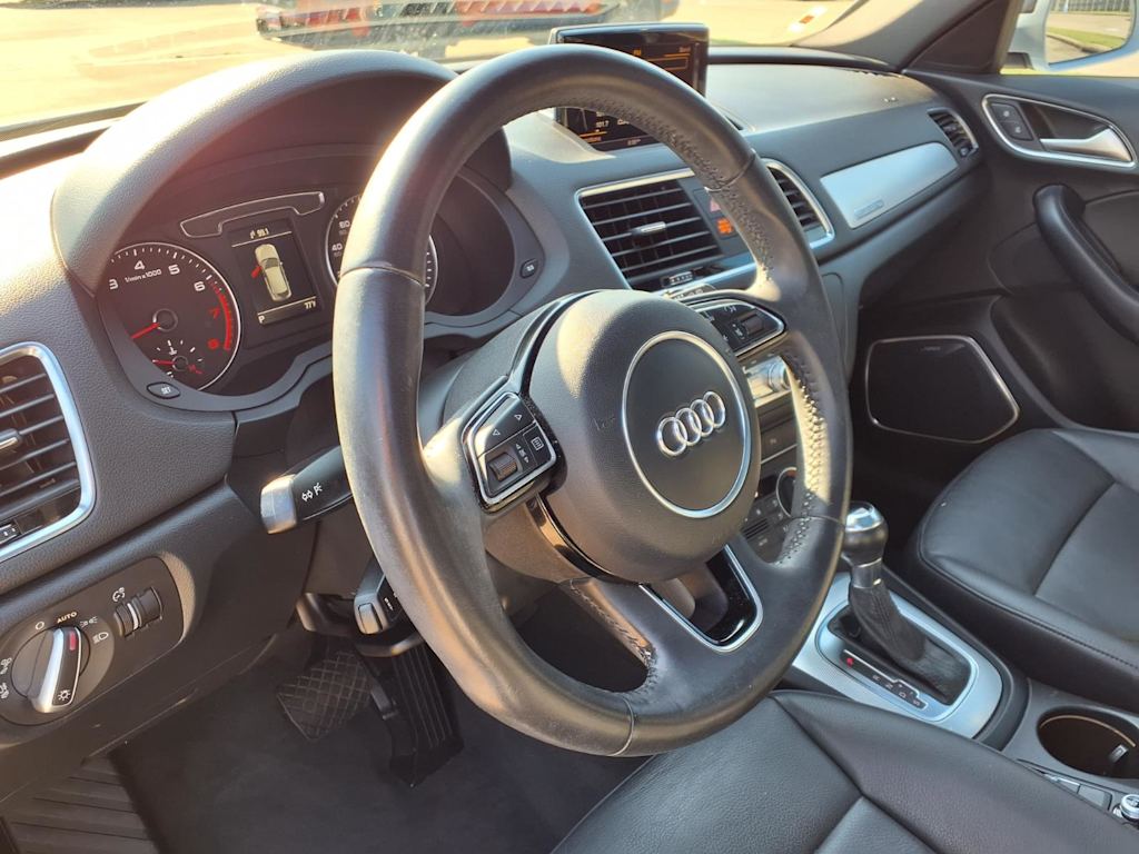 Thumbnail: 2017 Audi Q3 - 2