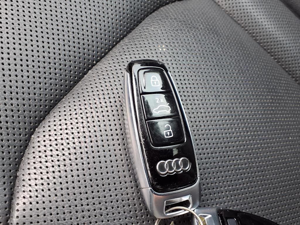Thumbnail: 2021 Audi Q7 - 17