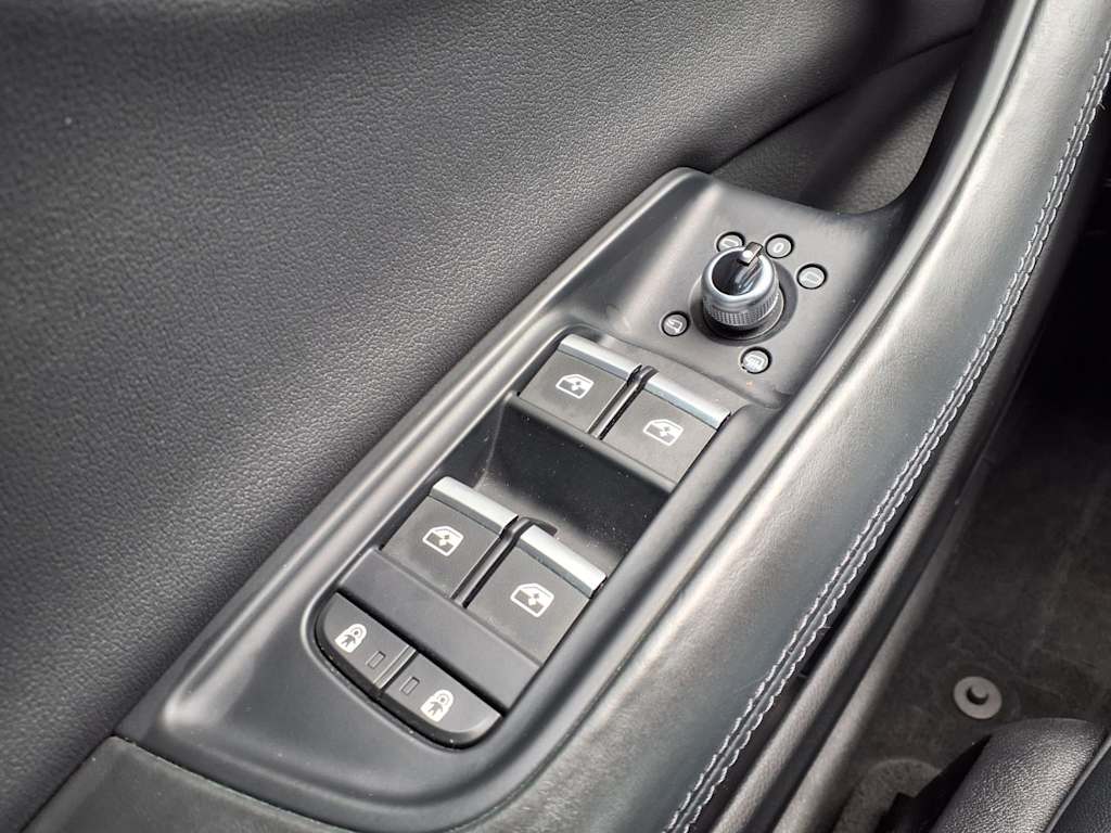 Thumbnail: 2021 Audi Q7 - 25