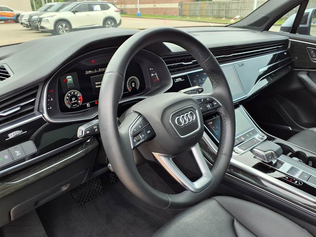Thumbnail: 2021 Audi Q7 - 2