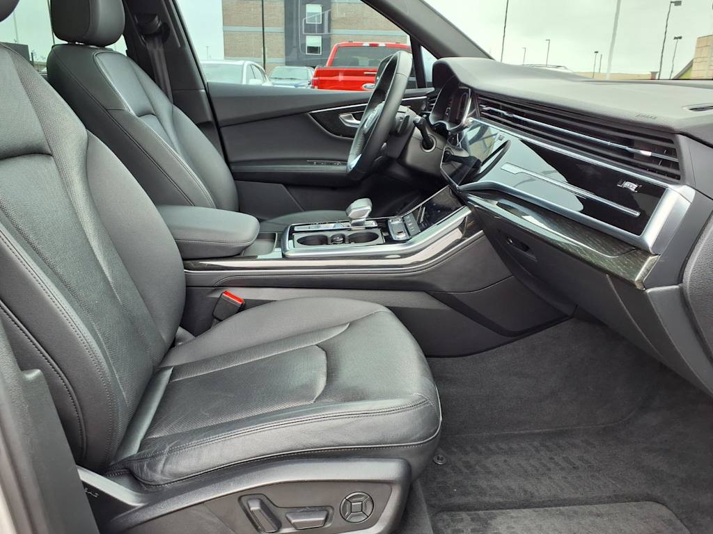 Thumbnail: 2021 Audi Q7 - 19