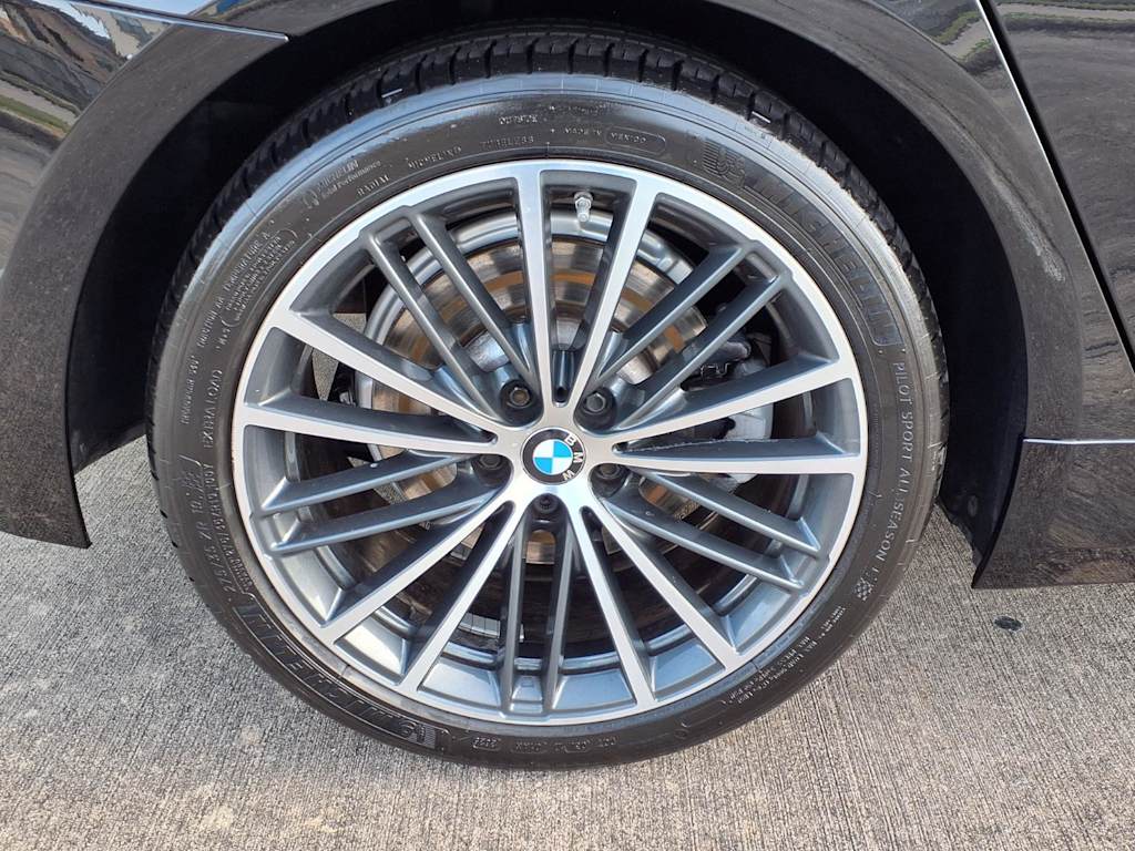 Thumbnail: 2021 BMW 5 Series - 8