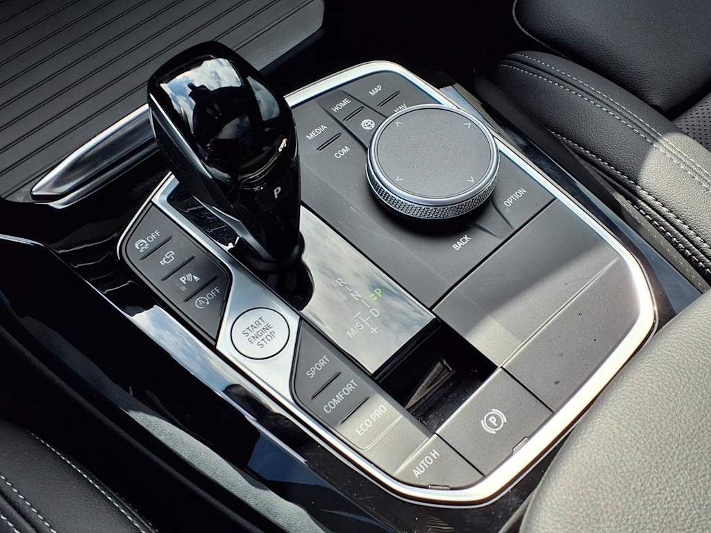 Thumbnail: 2024 BMW X3 - 16