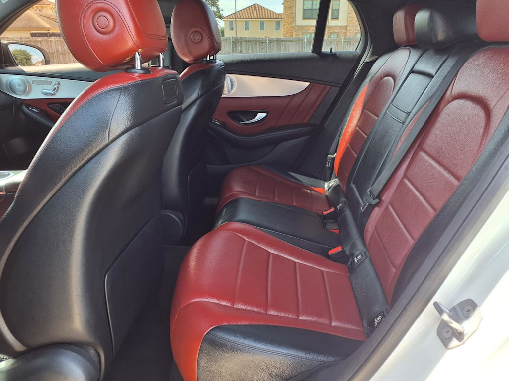 Thumbnail: 2019 Mercedes-Benz GLC - 20