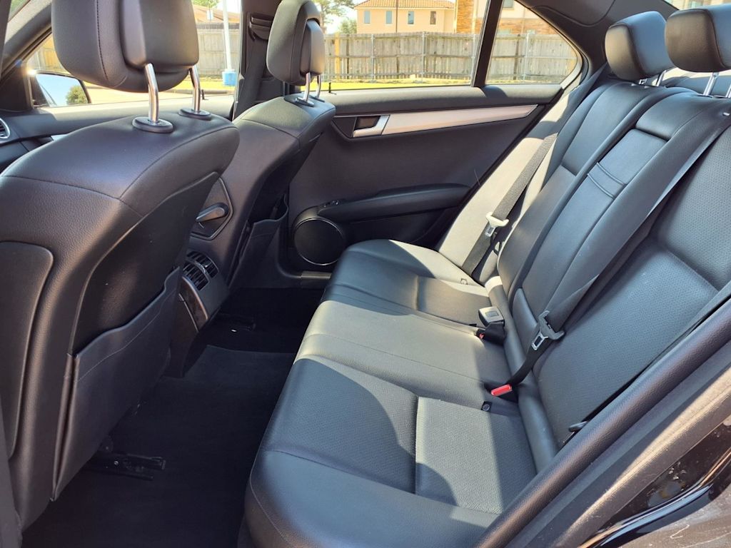 Thumbnail: 2013 Mercedes-Benz C-Class - 20