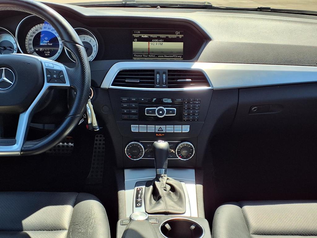 Thumbnail: 2013 Mercedes-Benz C-Class - 14