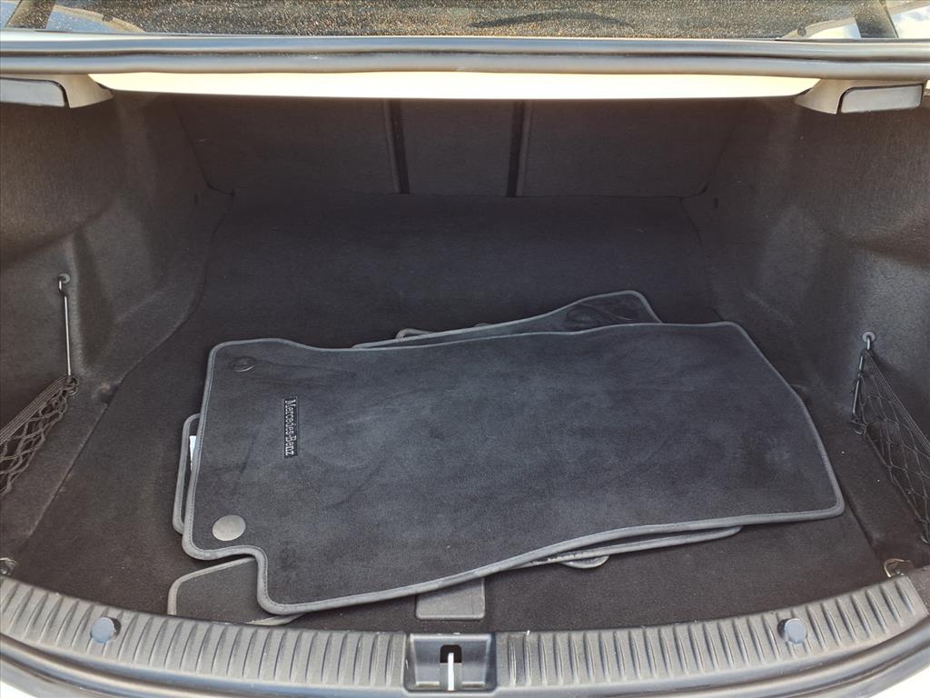 Thumbnail: 2018 Mercedes-Benz C-Class - 18