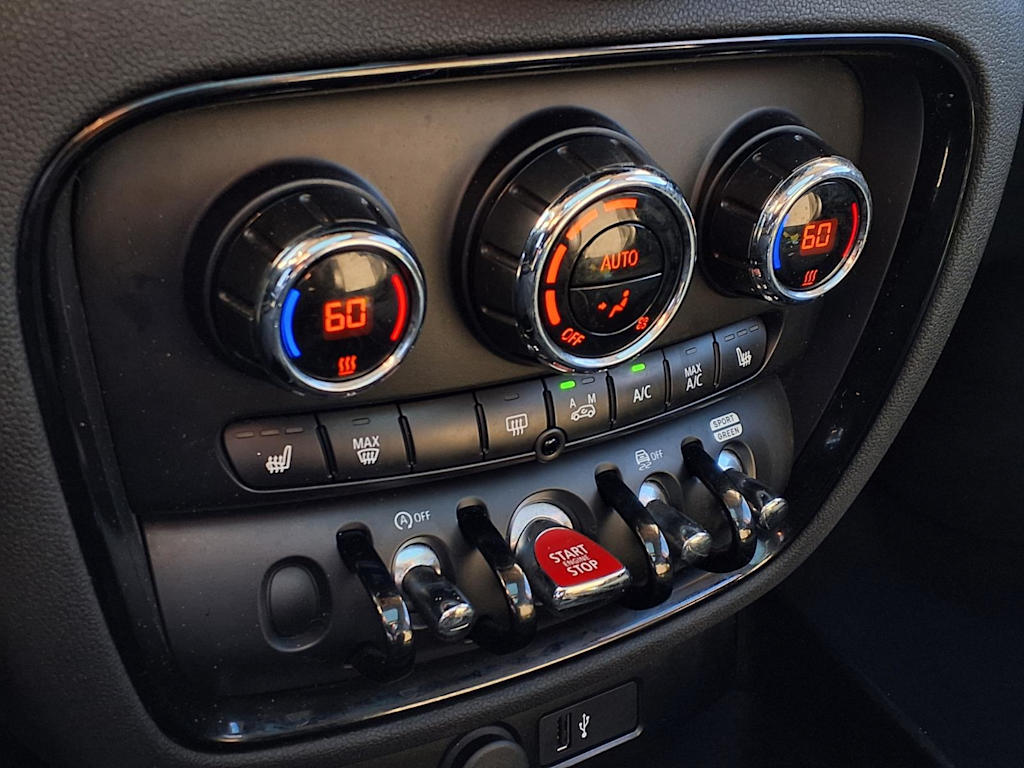Thumbnail: 2024 MINI Cooper Clubman - 22