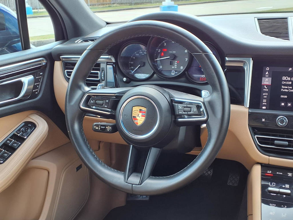 Thumbnail: 2022 Porsche Macan - 13