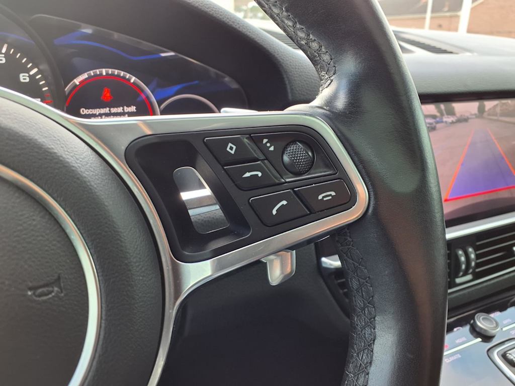 Thumbnail: 2022 Porsche Cayenne - 23