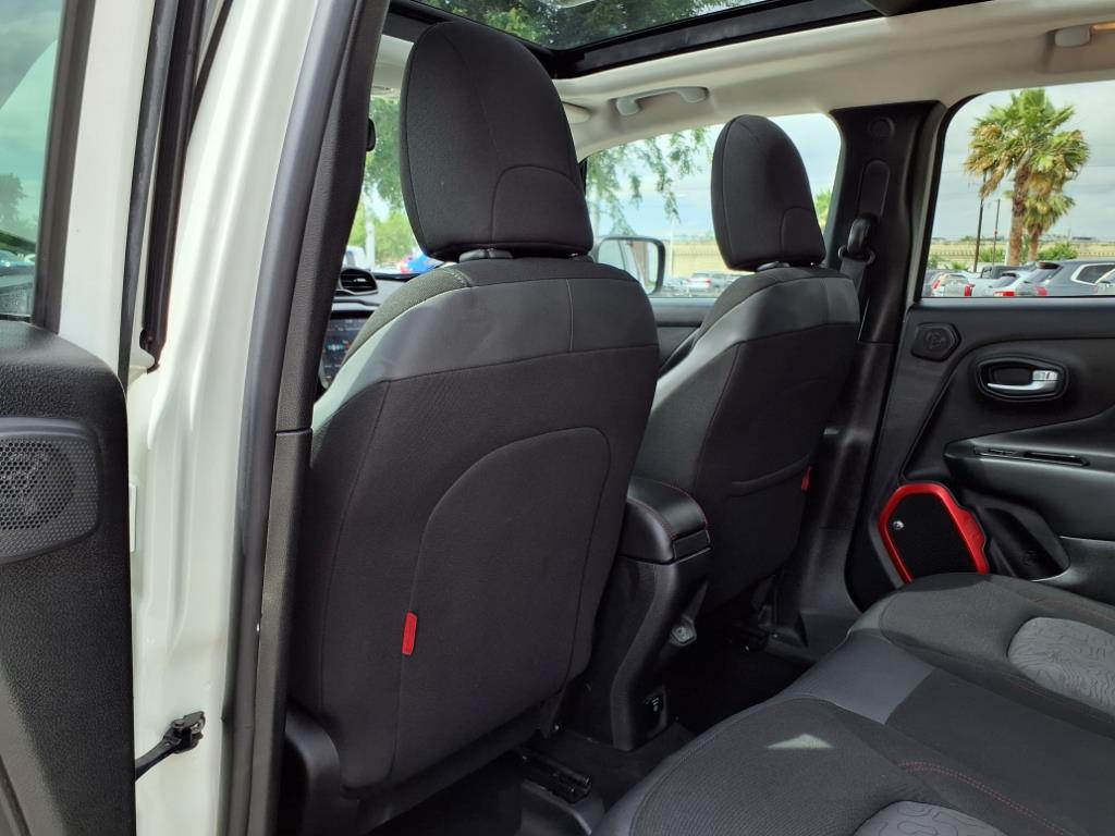2018 Jeep Renegade Trailhawk 13