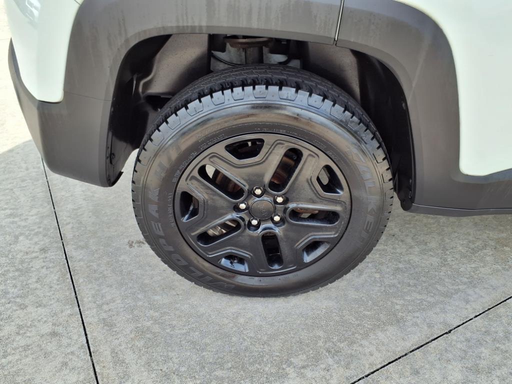 2018 Jeep Renegade Trailhawk 8