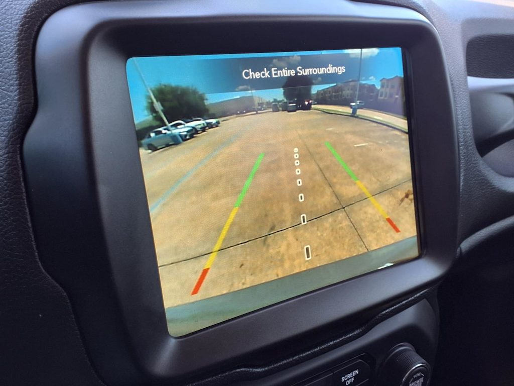 Thumbnail: 2021 Jeep Renegade - 21