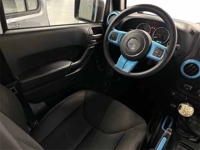 Thumbnail: 2015 Jeep Wrangler - 2