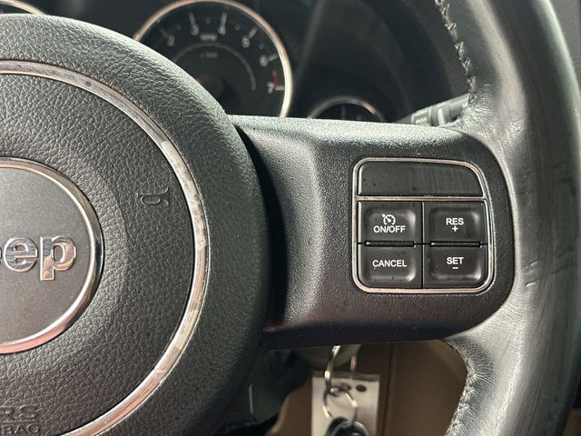 Thumbnail: 2017 Jeep Wrangler - 24