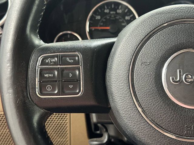 Thumbnail: 2017 Jeep Wrangler - 23