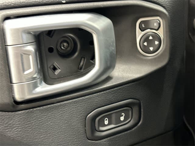 Thumbnail: 2019 Jeep Wrangler - 26