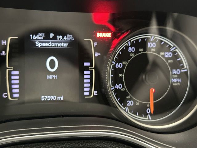 Thumbnail: 2019 Jeep Cherokee - 11