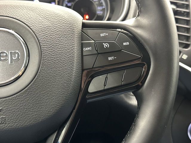 Thumbnail: 2019 Jeep Cherokee - 23