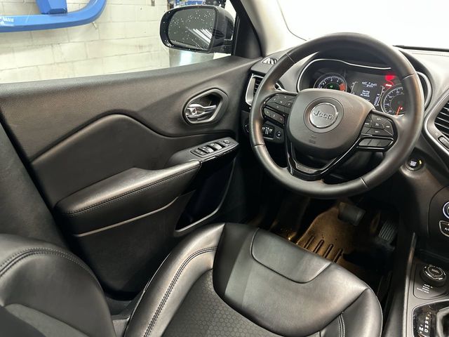 Thumbnail: 2019 Jeep Cherokee - 2