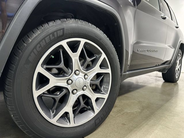 Thumbnail: 2019 Jeep Grand Cherokee - 5
