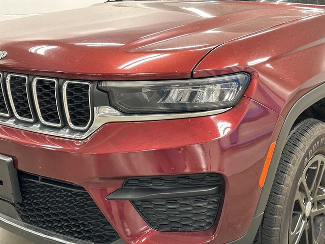 Thumbnail: 2023 Jeep Grand Cherokee - 32