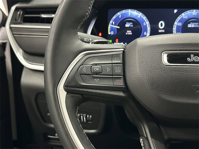 Thumbnail: 2023 Jeep Grand Cherokee L - 20